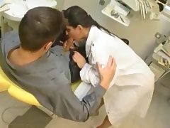 Licky Guy Gets Great Service From A Dentist