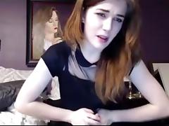 Cute gal uses a vibrator on her muff, while on webcam