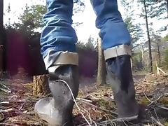 nlboots - rubber boots outdoors