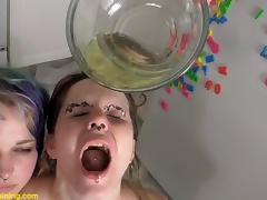 Golden Shower, Beauty, Cute, Drinking, Drunk, Fetish