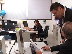 While staying late at the office this Japanese babe fucks her boss