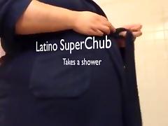 Superchub taking a shower