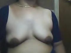 Mature indian woman in saree gets fucked on cam