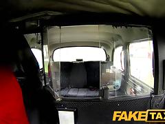 FakeTaxi: Look at the mess u've made Mr Taxi Driver